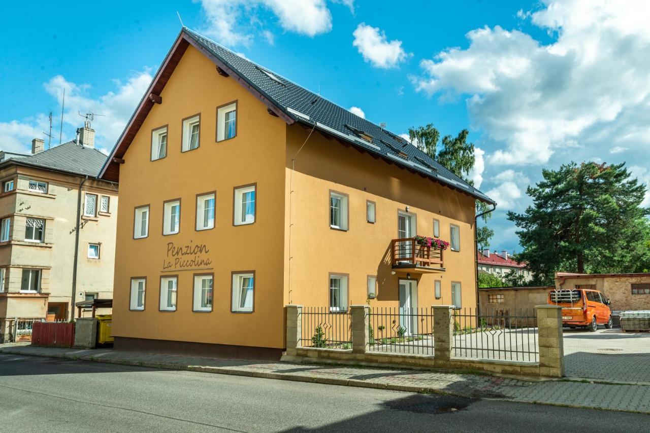 Penzion La Piccolina Novy Bor Exterior photo